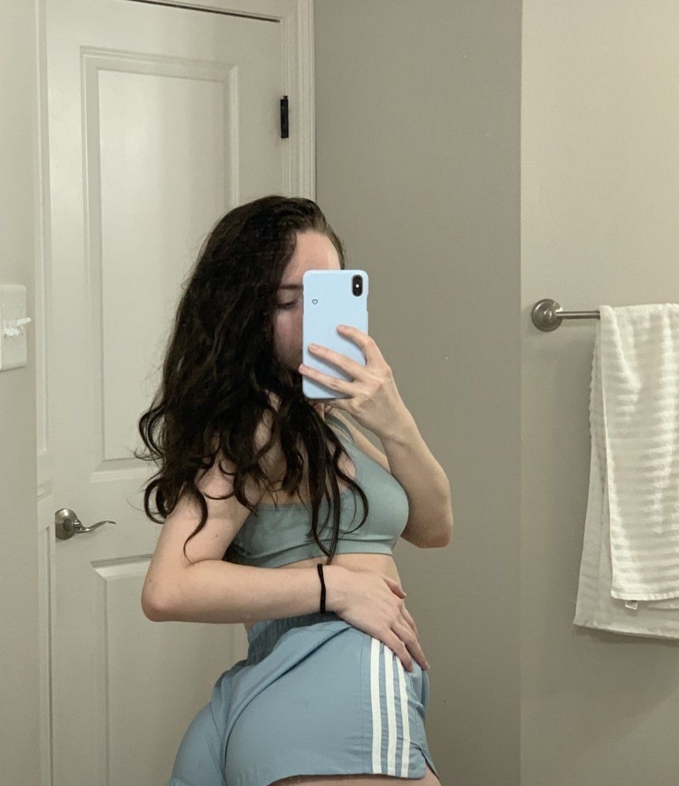 Дина привлекальеная девушка из Перевальска цена от 3000 руб