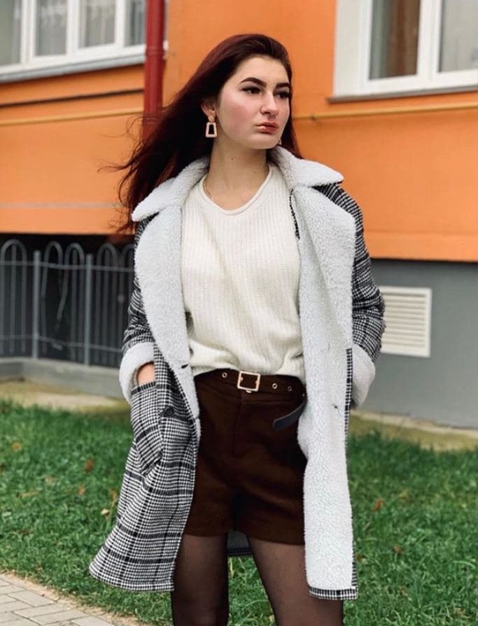 🎥 Эльвира привлекальеная девушка из Перевальска цена от 5000 руб