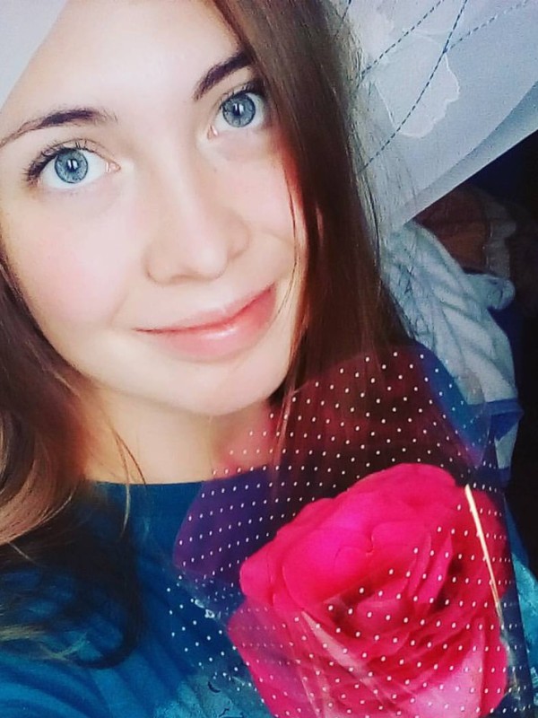 Кира привлекательная девушка из Перевальска цена от 3500 руб