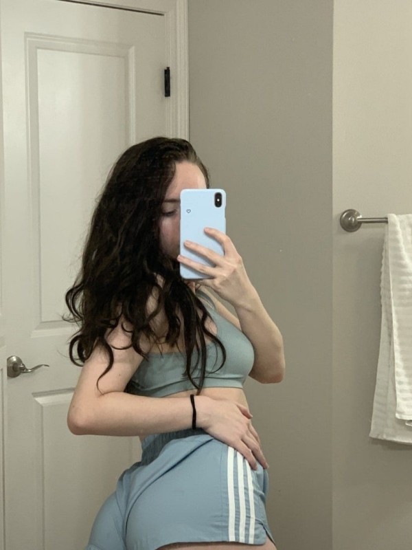 Дина привлекательная девушка из Перевальска цена от 3000 руб