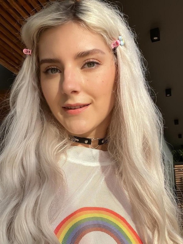 Яна привлекательная девушка из Перевальска цена от 8000 руб